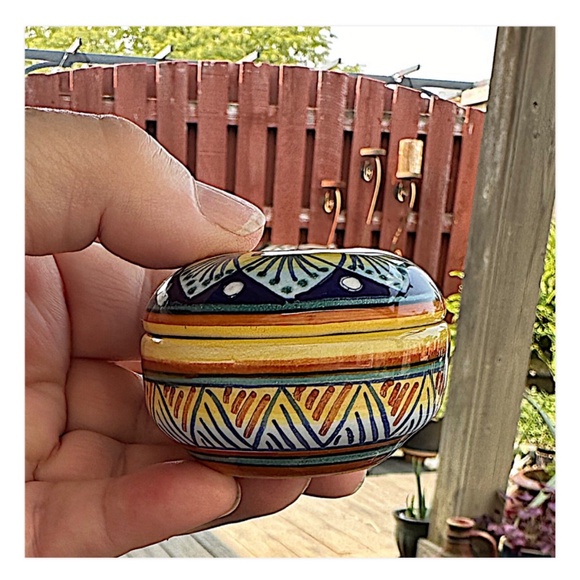 DERUTA Siena Dipinte A Mano Hand Painted Ceramic Trinket Box 2” Lidded Italy - Picture 6 of 6